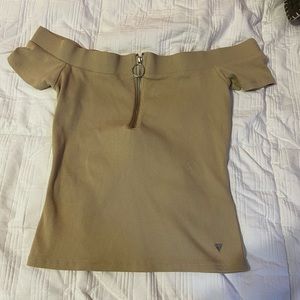 Guess top